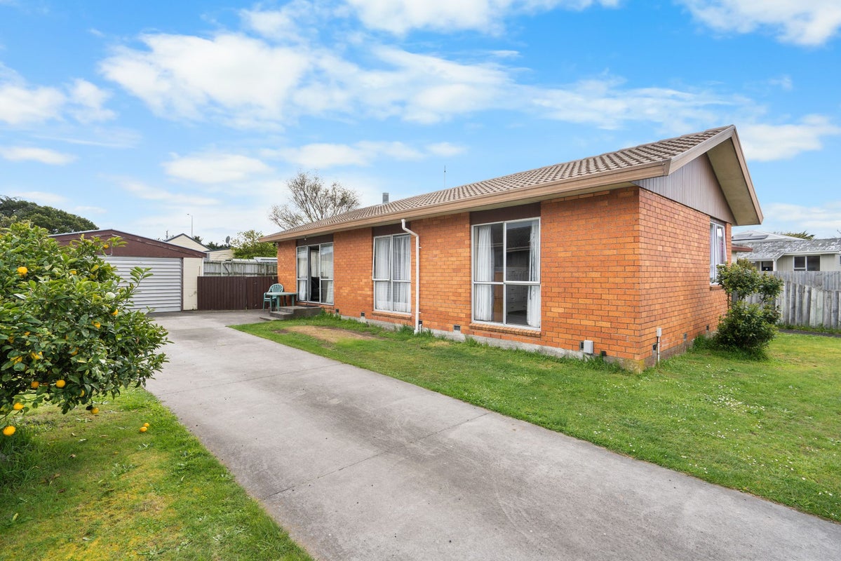 55 Kuaka Crescent, Bromley, Christchurch - Carousel 1