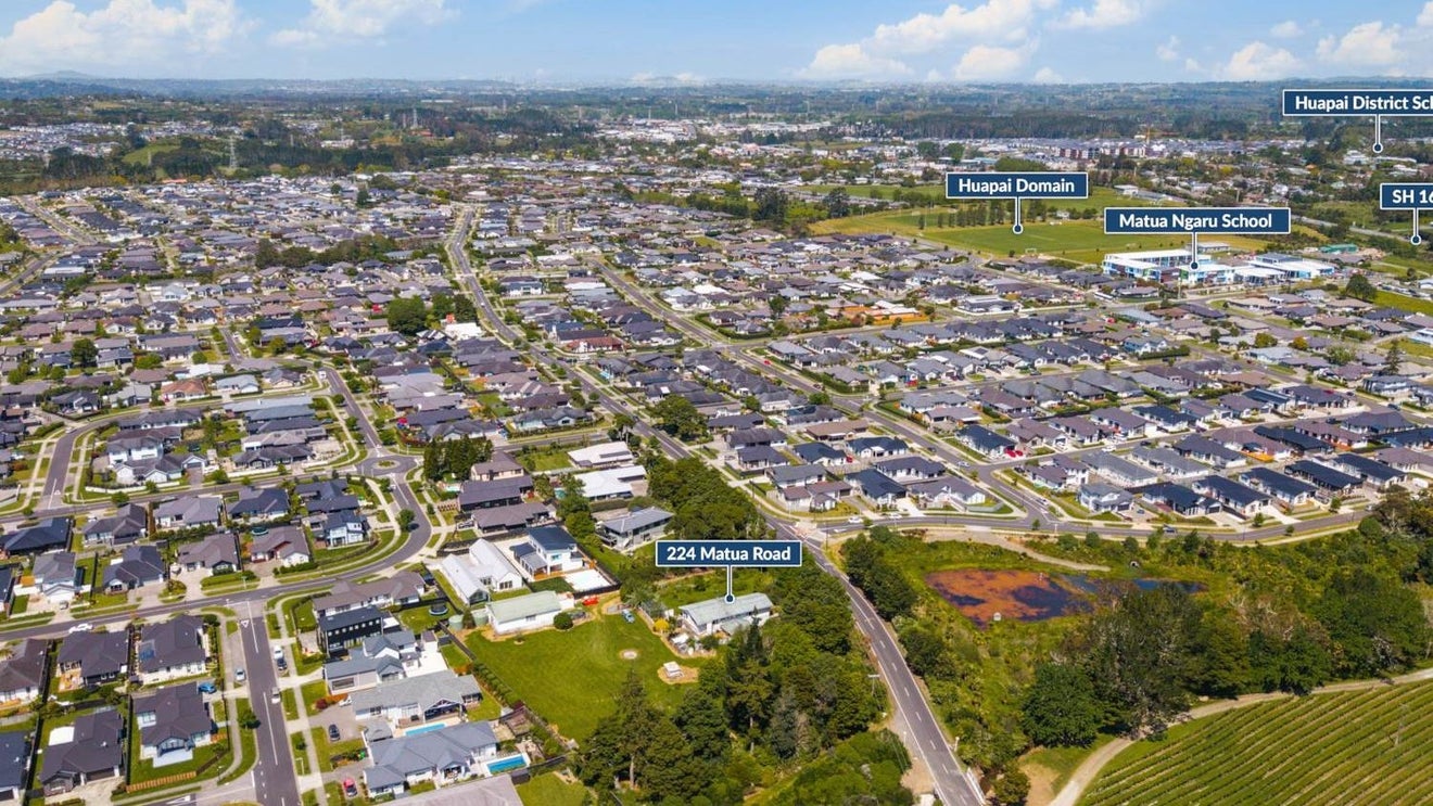224 Matua Road, Kumeu - Carousel 1