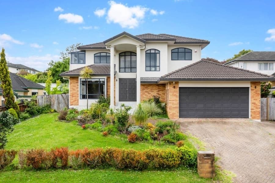 38 Santa Ana Drive, Dannemora, Auckland - Carousel 1