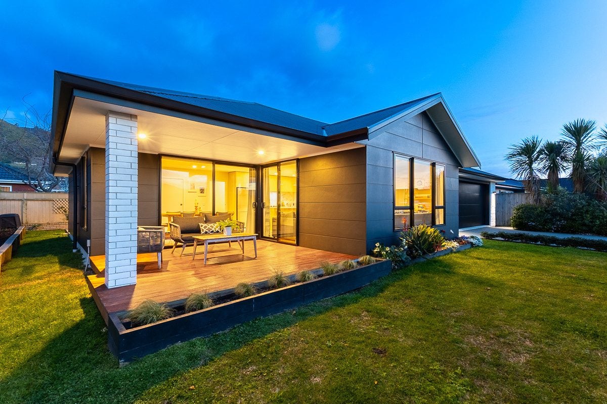 12 Teiaroa Street, Waikanae - Carousel 1