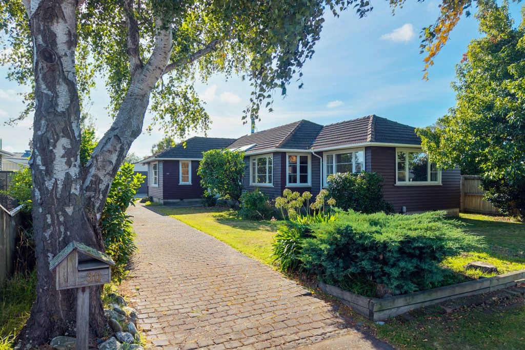30 Jameson Avenue, St Albans, Christchurch - Carousel 1