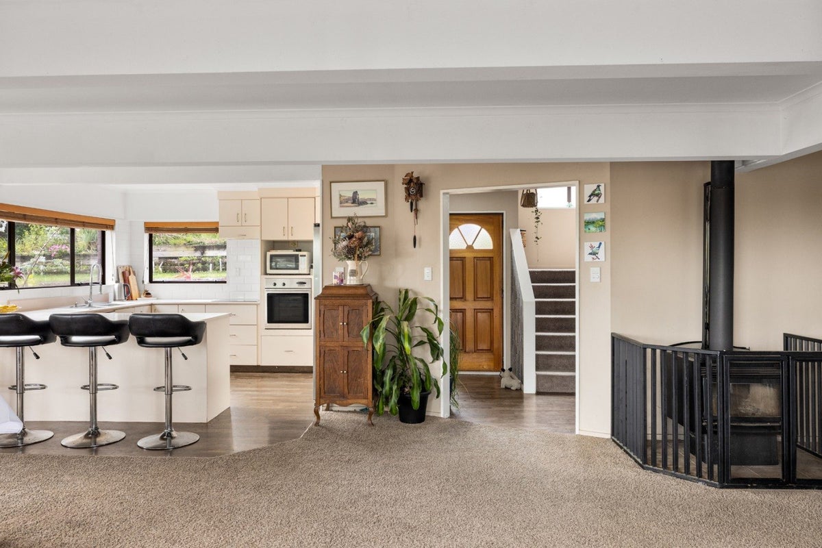 90 Princess Road, Bellevue, Tauranga - Carousel 2