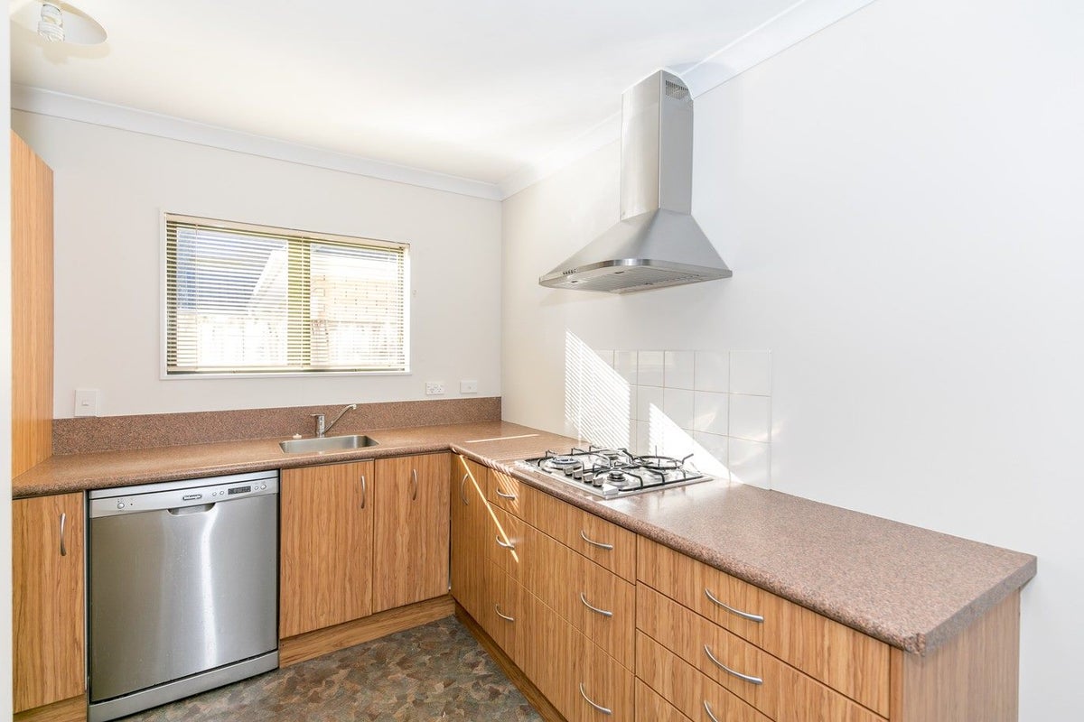 12C Jones Crescent, Melville, Hamilton - Carousel 2