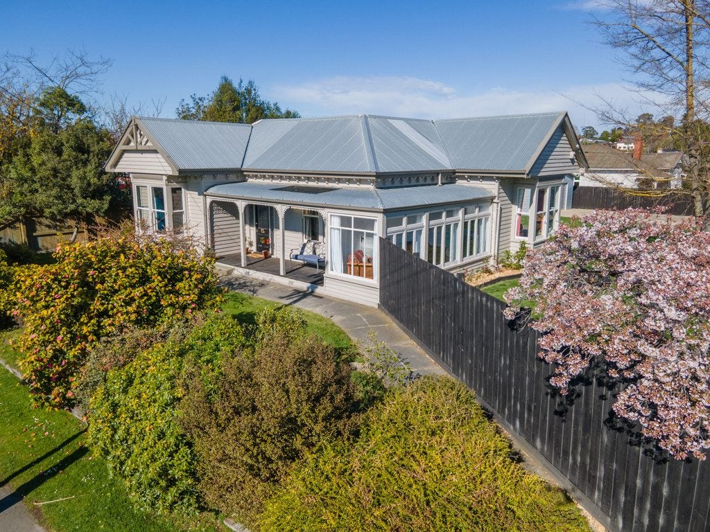 22 Hislop Street, Geraldine, Geraldine - Carousel 1