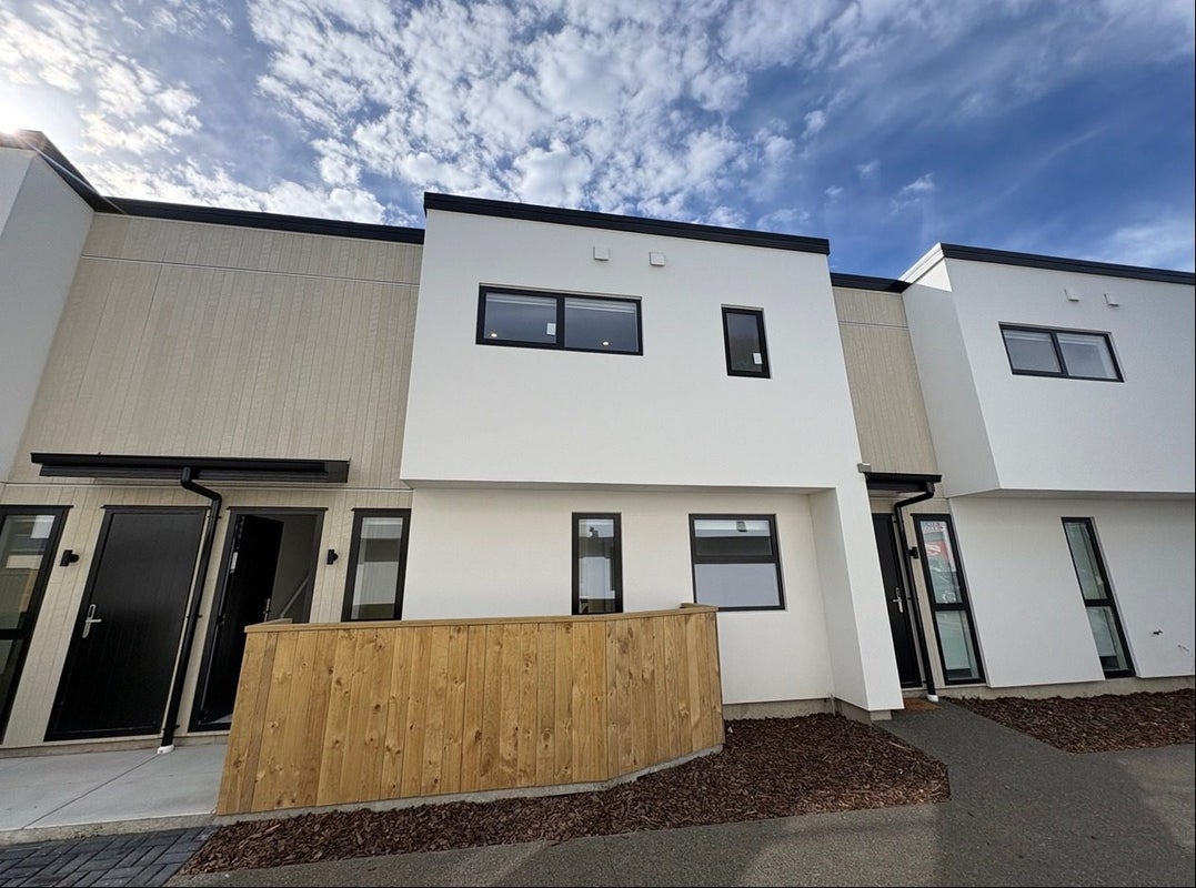 146 Blenheim Road, Riccarton, Christchurch - Carousel 1