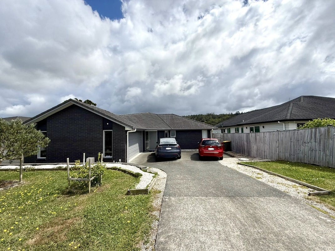 11 Josh Road, Huapai, Kumeu - Carousel 2