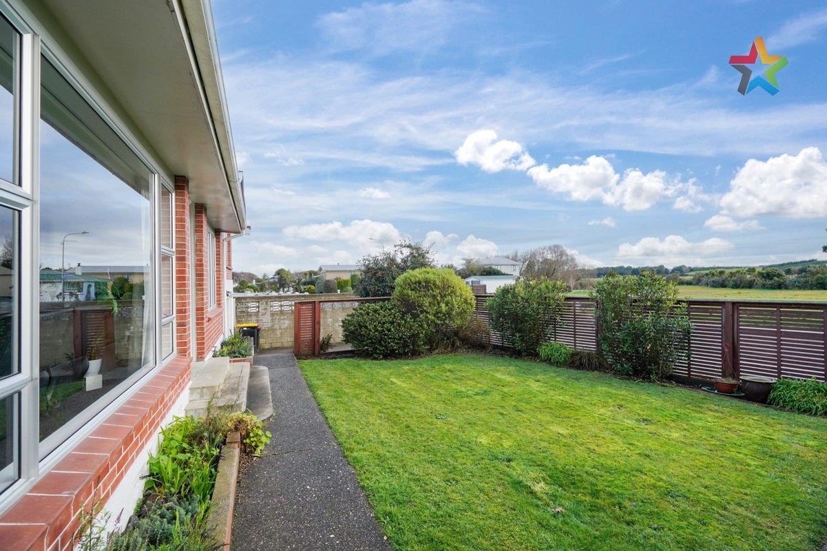 297 Talbot Street, Hargest, Invercargill - Carousel 2