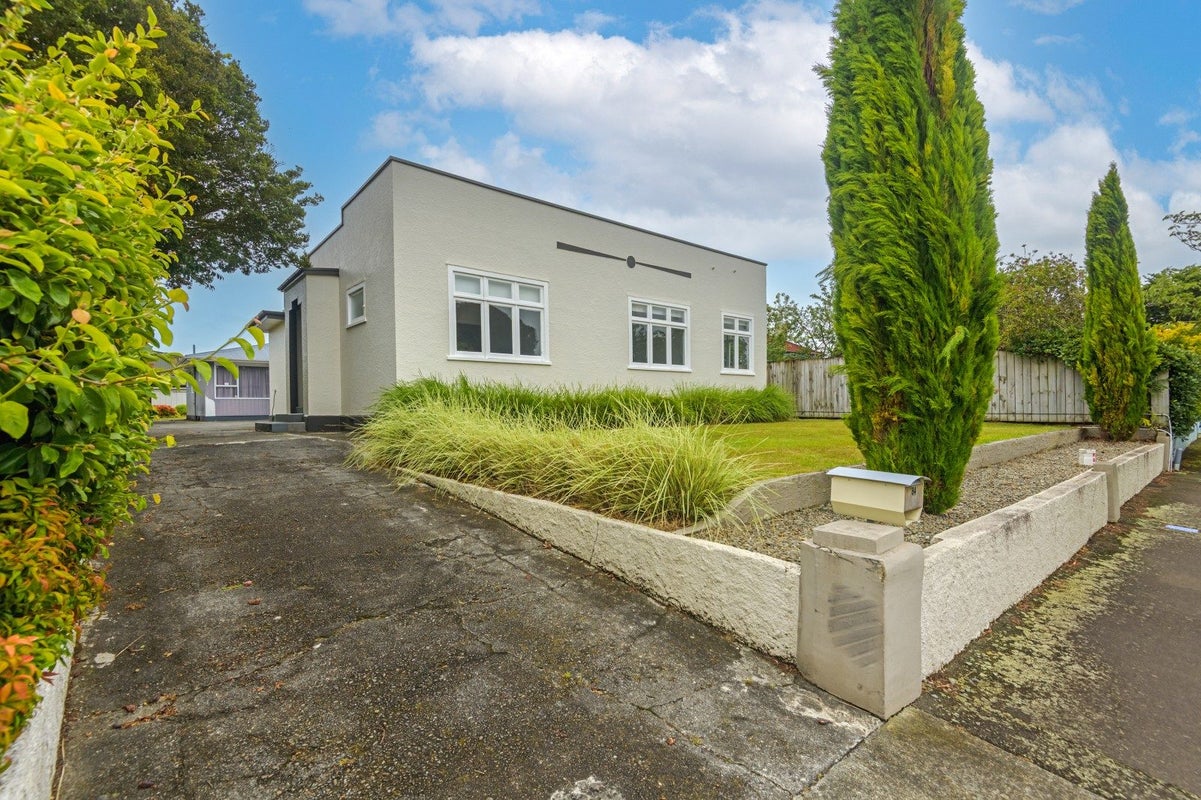 84 Fitzroy Street, Terrace End, Palmerston North - Carousel 1
