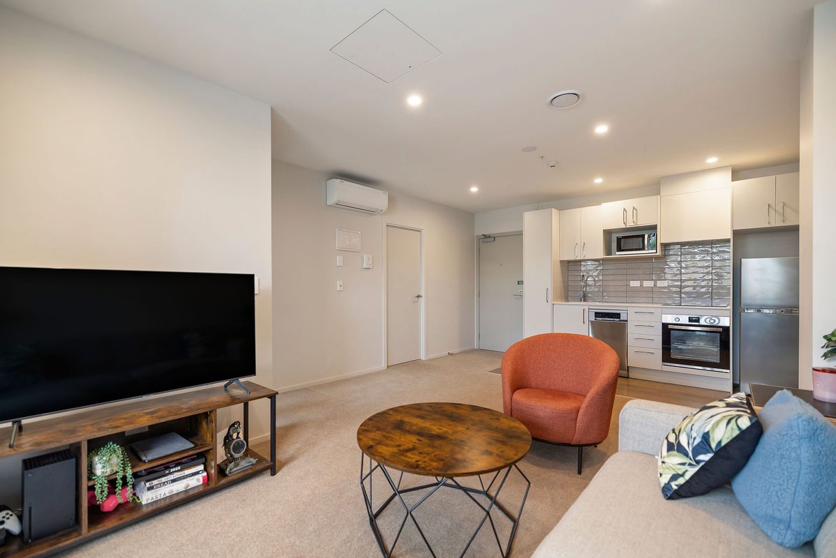 6/16 Mountain Ash Drive, Frankton, Queenstown - Carousel 2