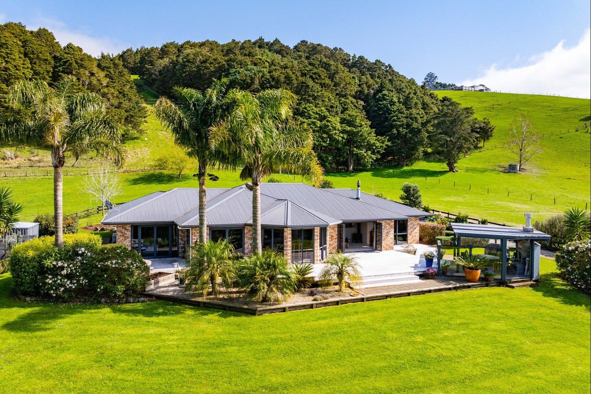 21 Going Road, Matarau, Whangarei - Carousel 2