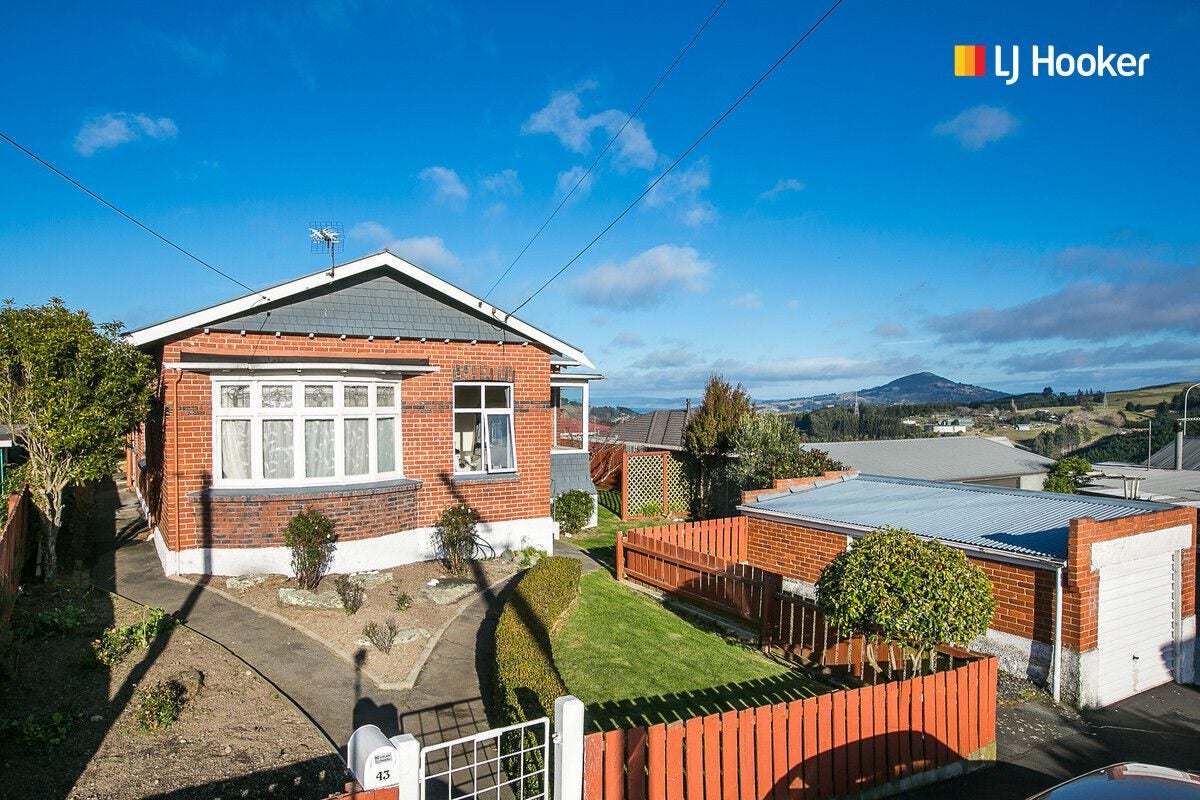 43 Stanley Street, Kenmure, Dunedin - Carousel 1