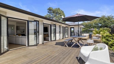 304 Mangorei Road, Merrilands, New Plymouth - Carousel 1