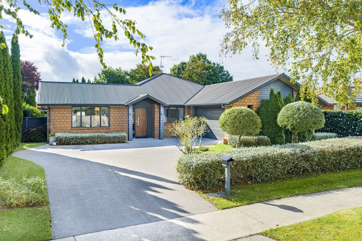 48 Wiltshire Drive, Huntington, Hamilton - Carousel 1