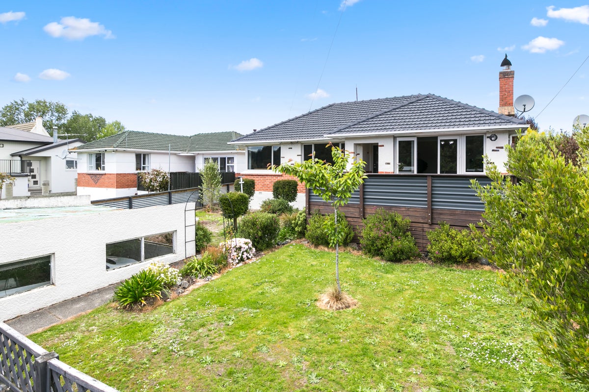 38 Martin Road, Fairfield, Dunedin - Carousel 18