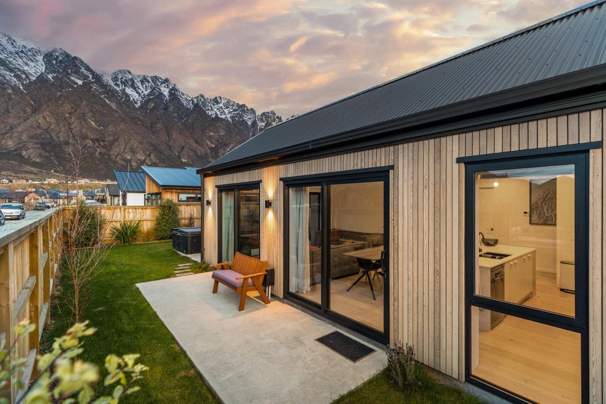 101 Muster Road, Jacks Point, Queenstown - Carousel 2