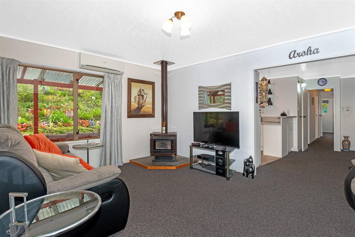 3 Magnolia Street, Outer Kaiti, Gisborne - Carousel 2