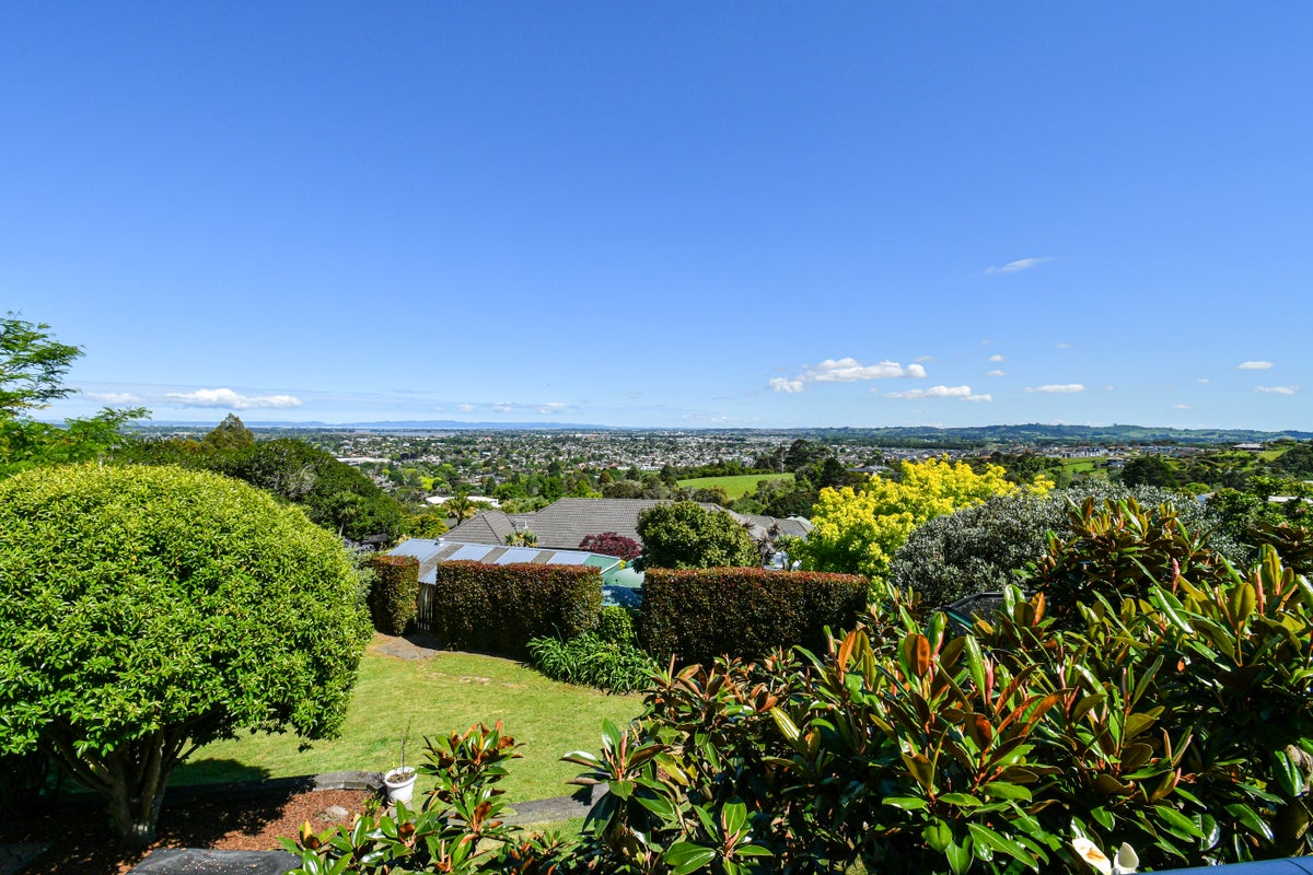 25 Margan Place, Red Hill, Papakura - Carousel 2