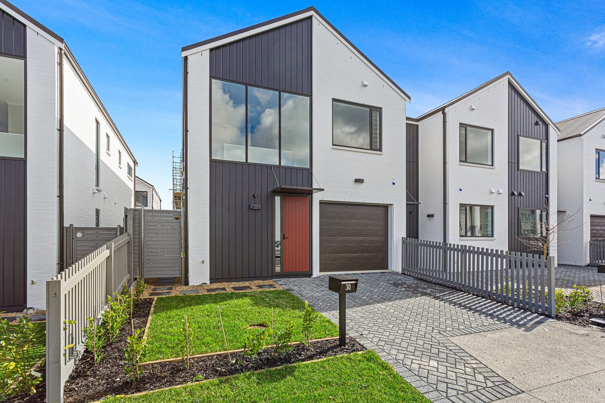 30 Boyes Avenue, Whenuapai, Auckland - Carousel 1