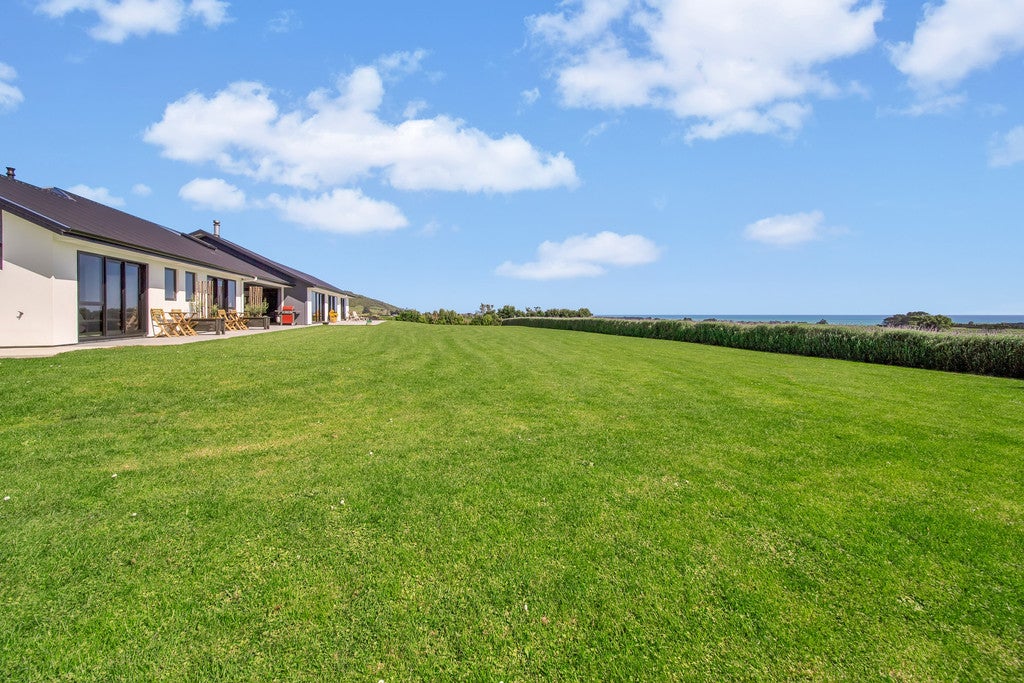 196 Koru Road, Omata, New Plymouth - Carousel 26