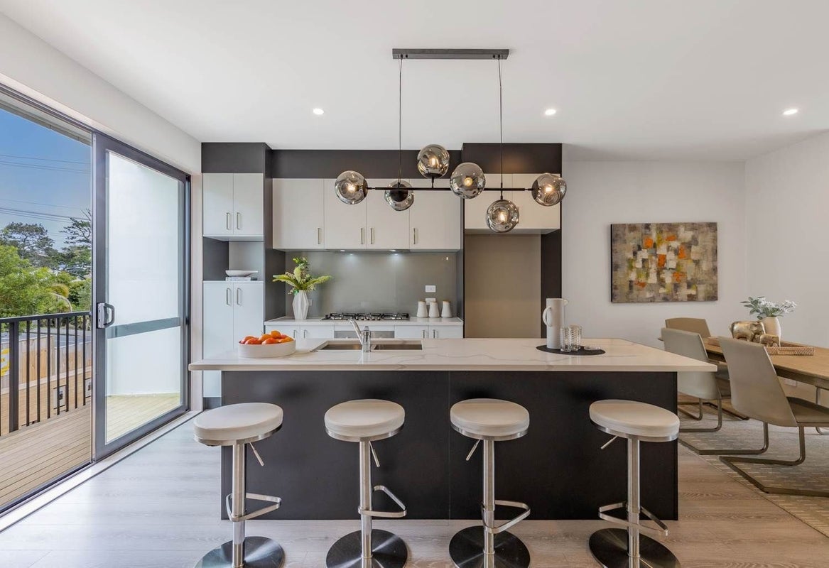4 Pipi Place, Browns Bay, Auckland - Carousel 2