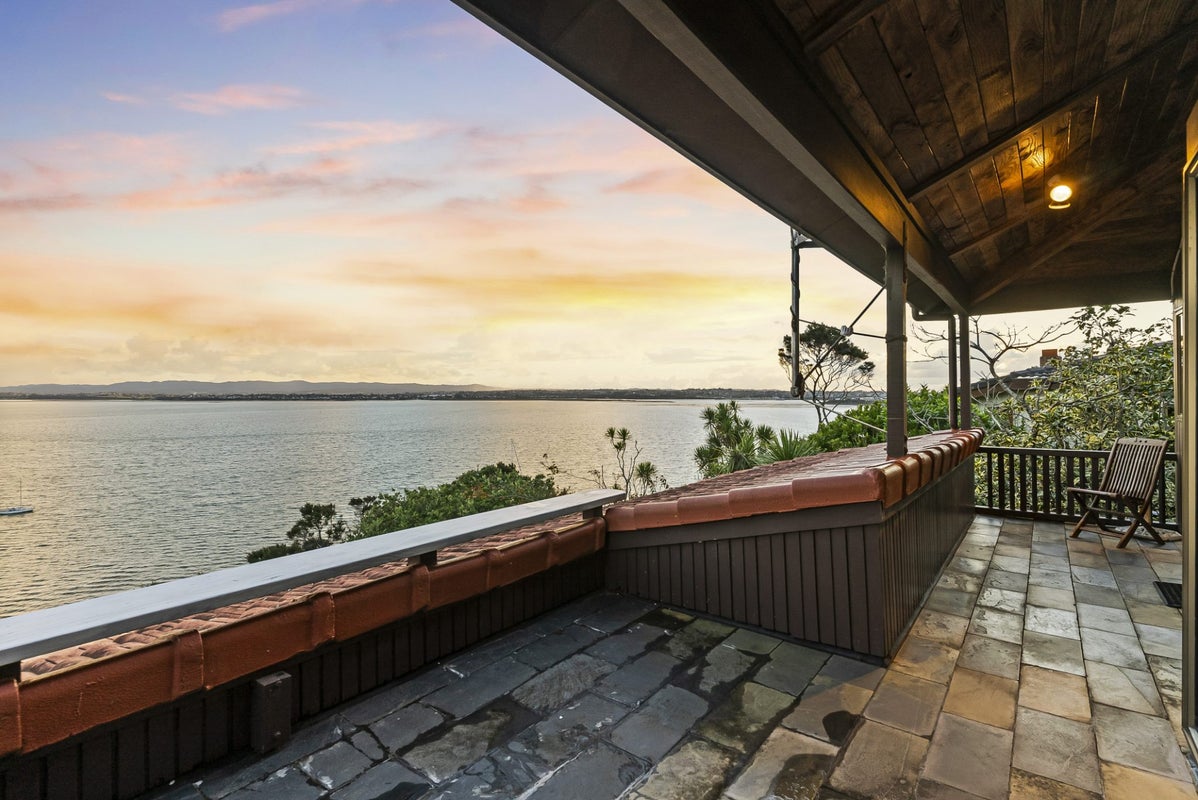 16 Brigantine Drive, Beach Haven, Auckland - Carousel 2