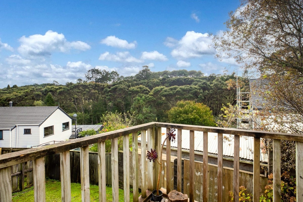 68A Spinella Drive, Bayview, Auckland - Carousel 10