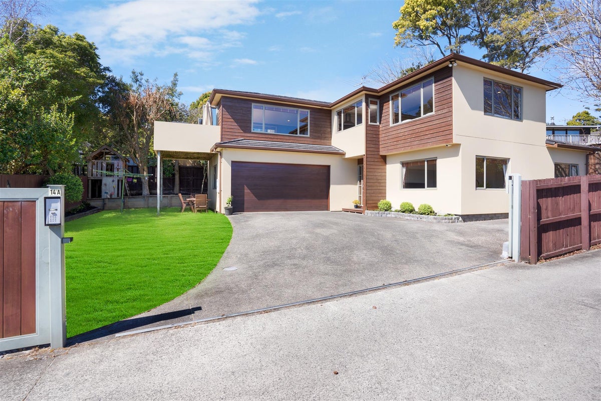 14A Gibraltar Street, Howick, Auckland - Carousel 2