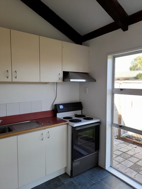 7B Aroha Street, Takaro, Palmerston North - Carousel 2