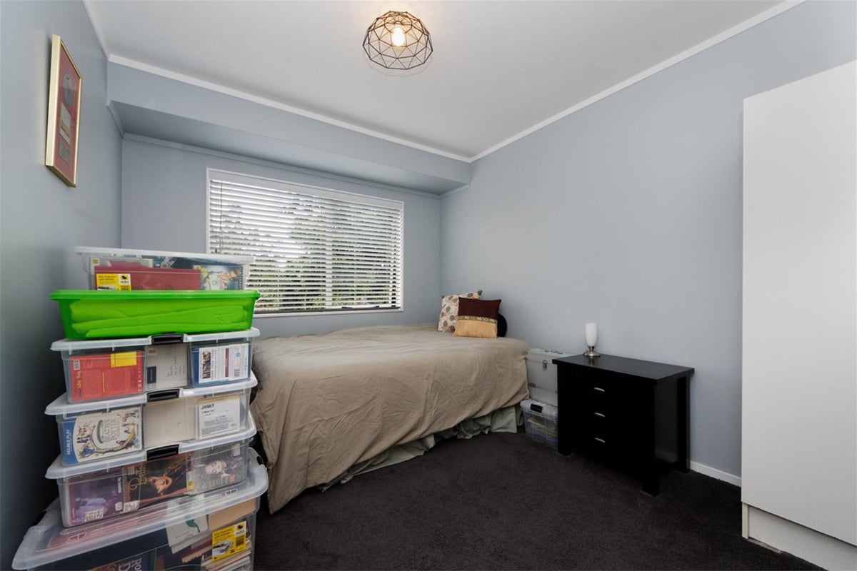 4 Gala Place, Henderson, Auckland - Carousel 28