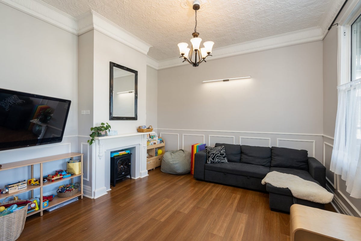 15 Begg Street, Saint Kilda, Dunedin - Carousel 2