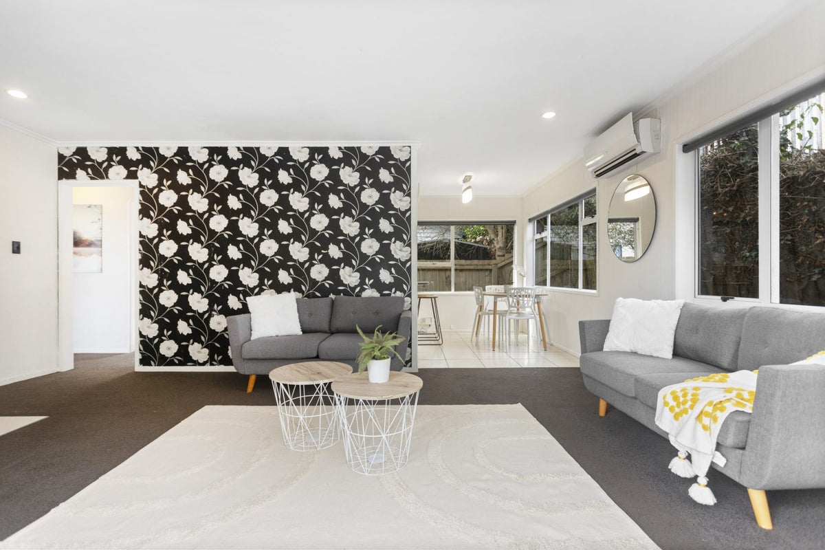 34B Gibraltar Street, Howick, Auckland - Carousel 2