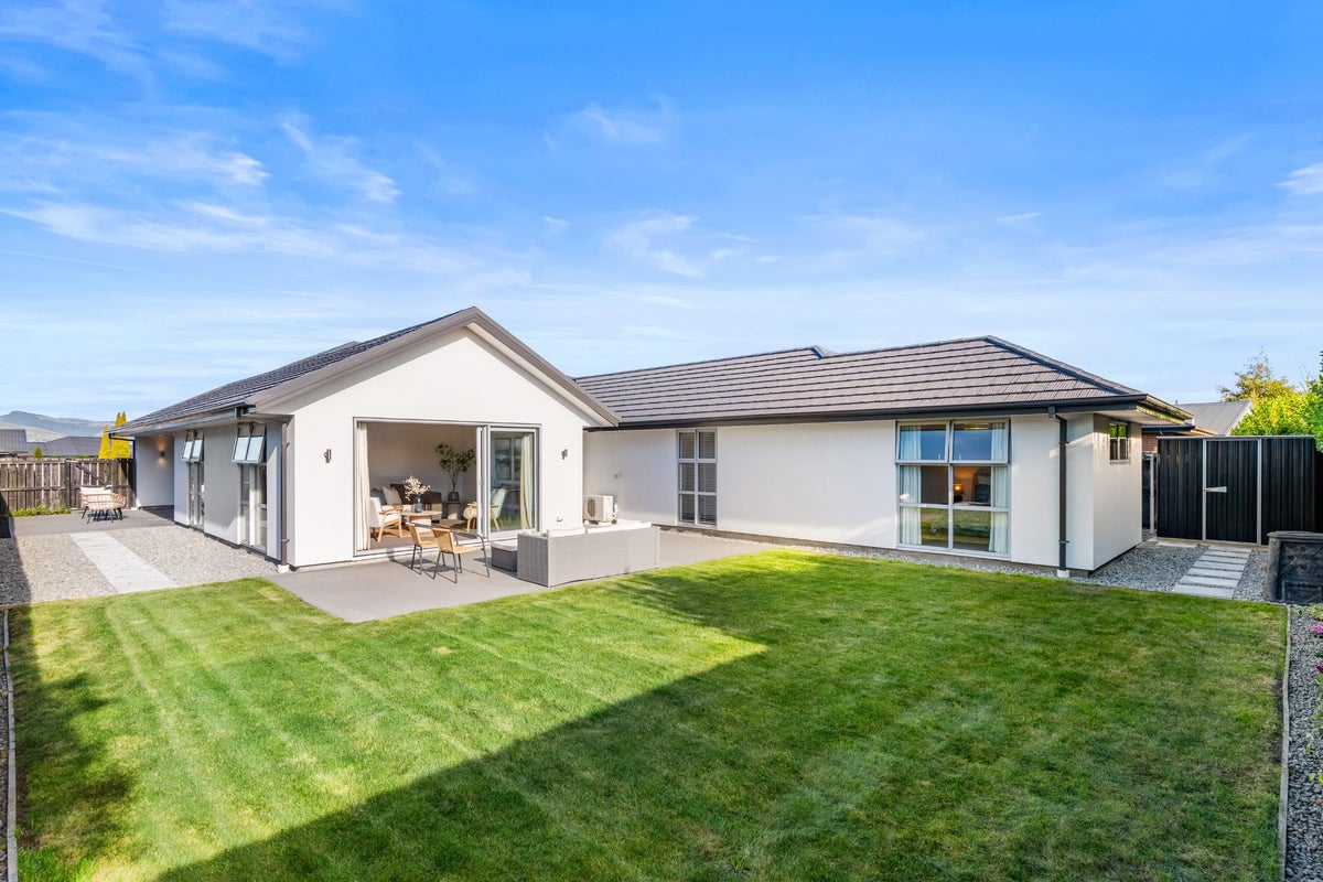 5 MacLaren Road, Wigram, Christchurch - Carousel 1