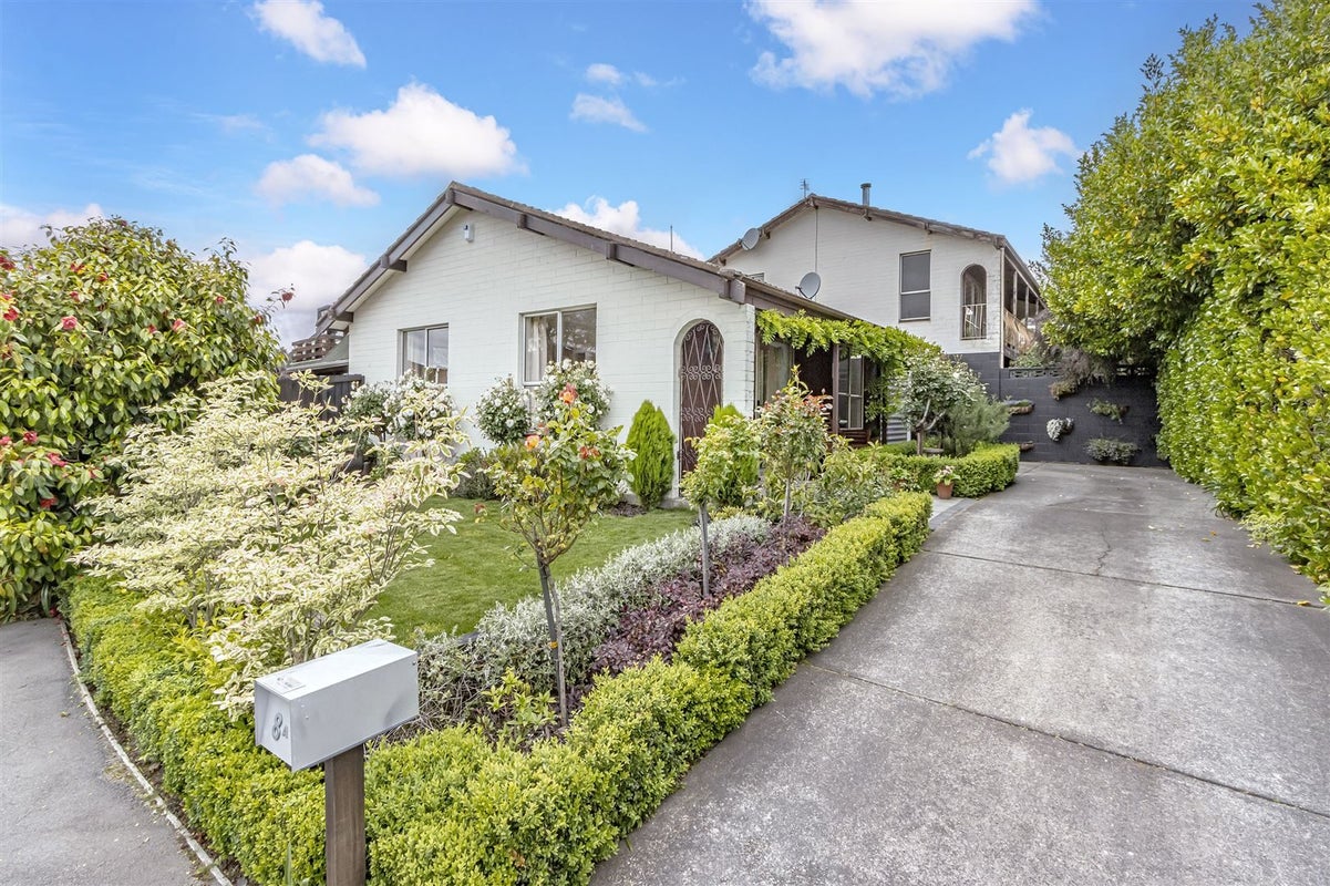 8 Woodstock Place, Russley, Christchurch - Carousel 13