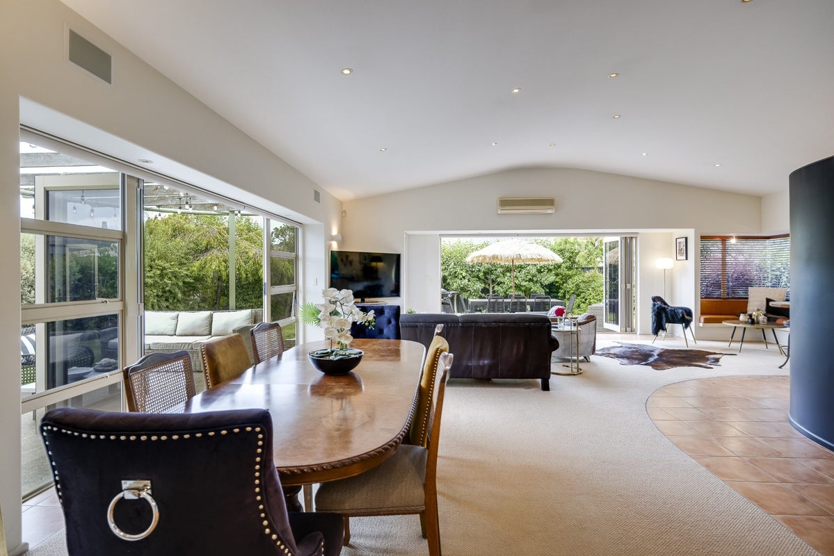 7 Irene Mooney Place, Greenmeadows, Napier - Carousel 2