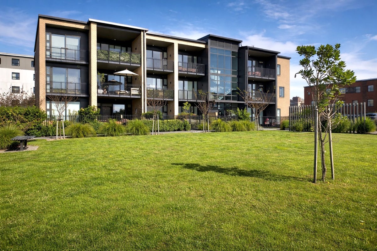202/38B Fraser Avenue, Northcote, Auckland - Carousel 12
