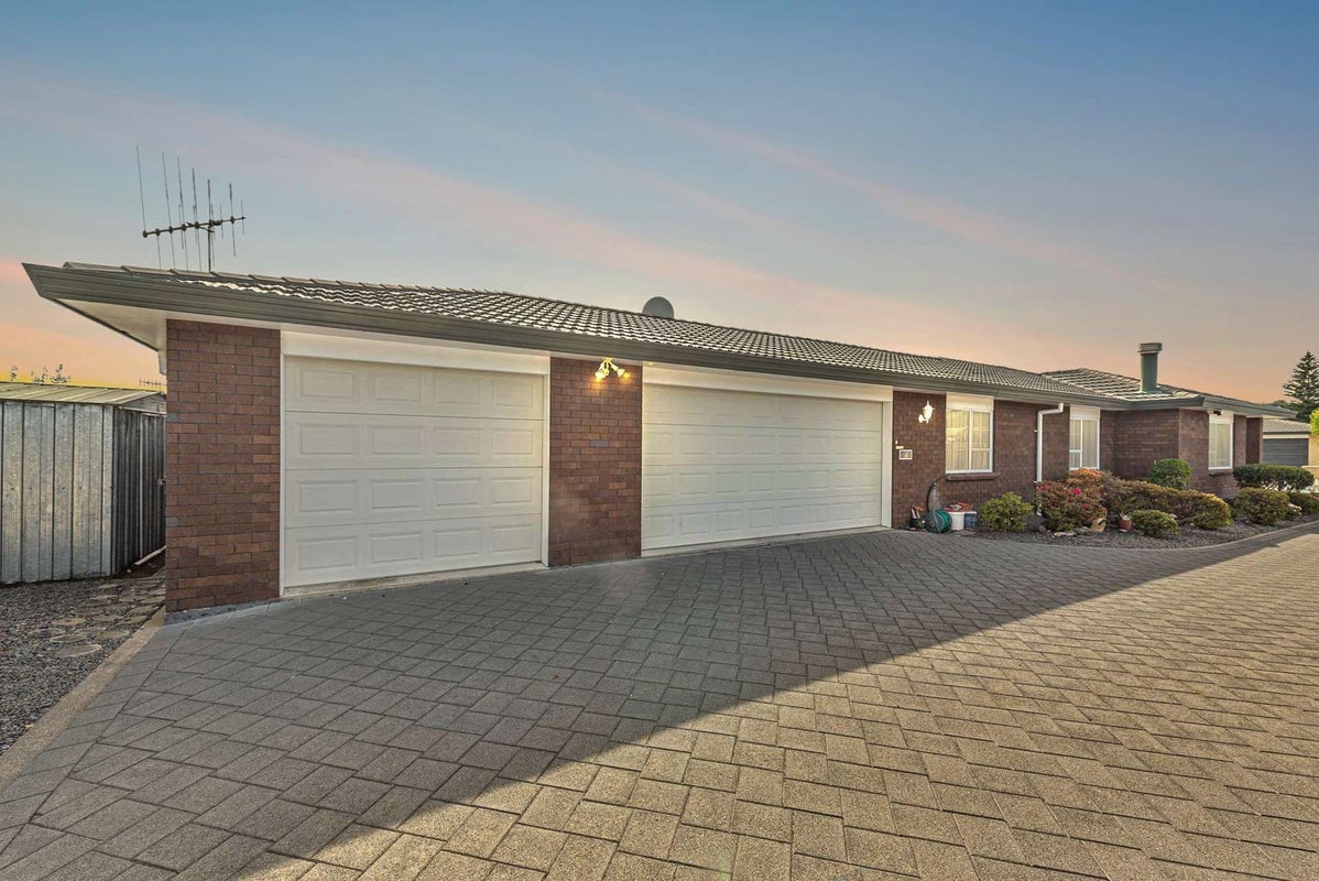 33 Nathan Street, Springvale, Whanganui - Carousel 1