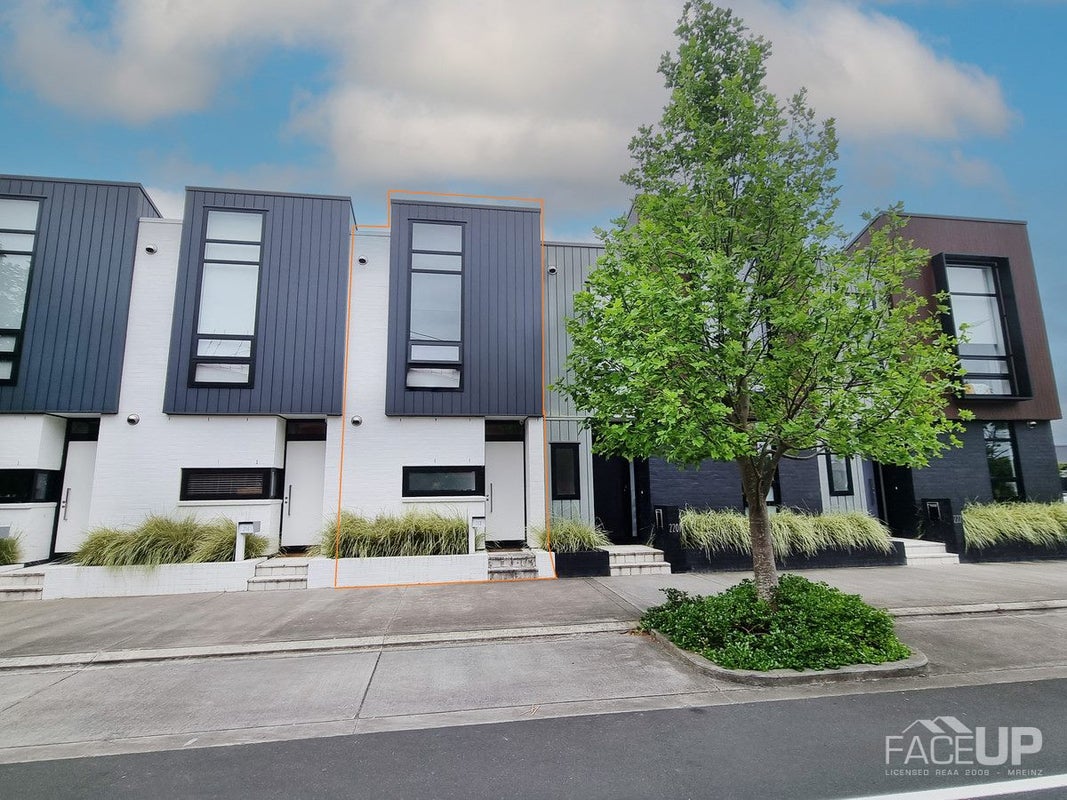 218 Hobsonville Point Road, Hobsonville, Auckland - Carousel 2