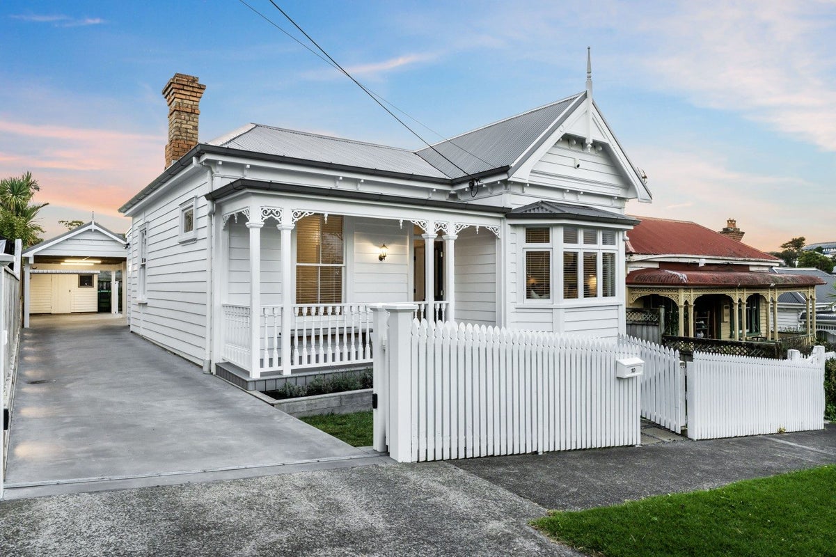 10 Buchanan Street, Kingsland, Auckland - Carousel 1