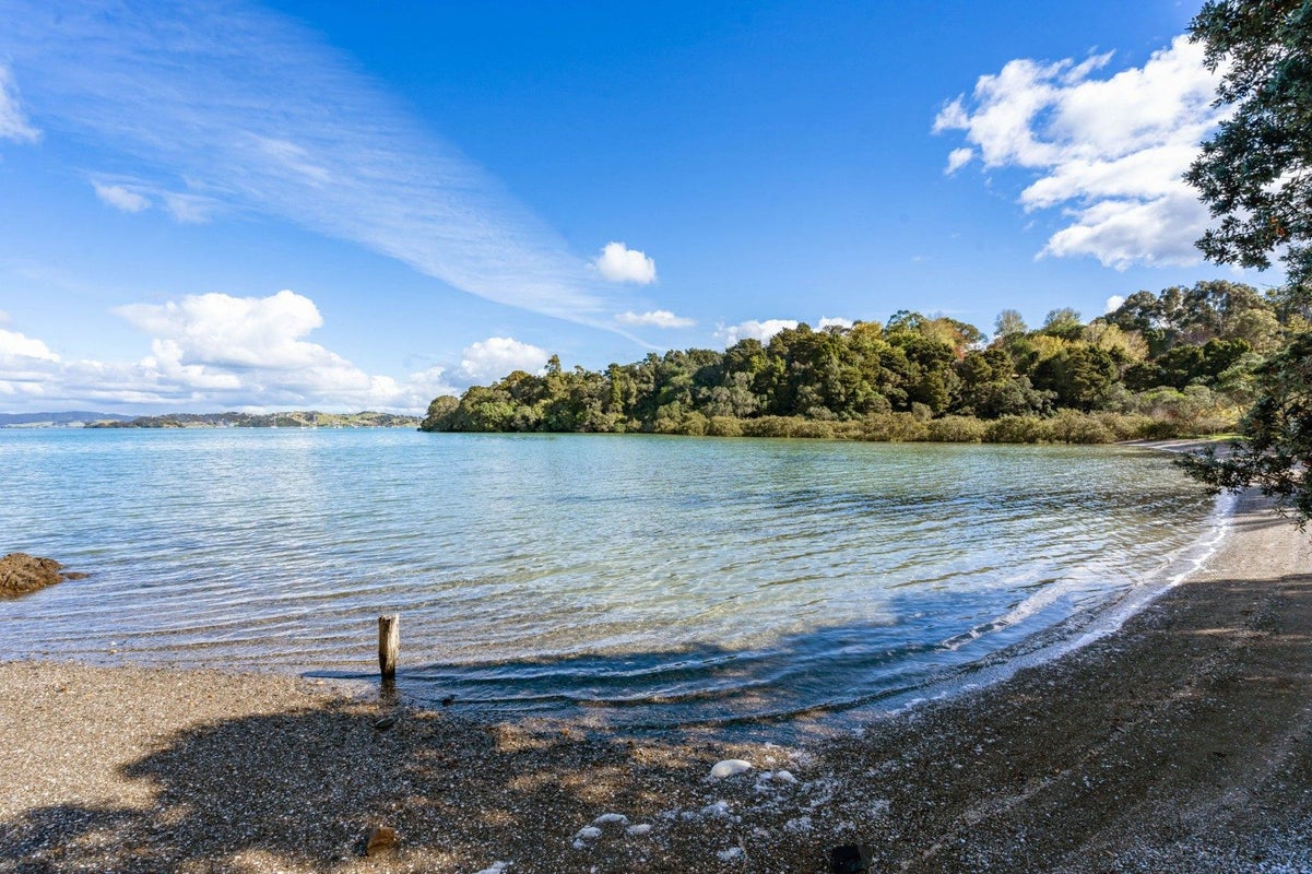 106 Ritchie Road, Whangarei - Carousel 33