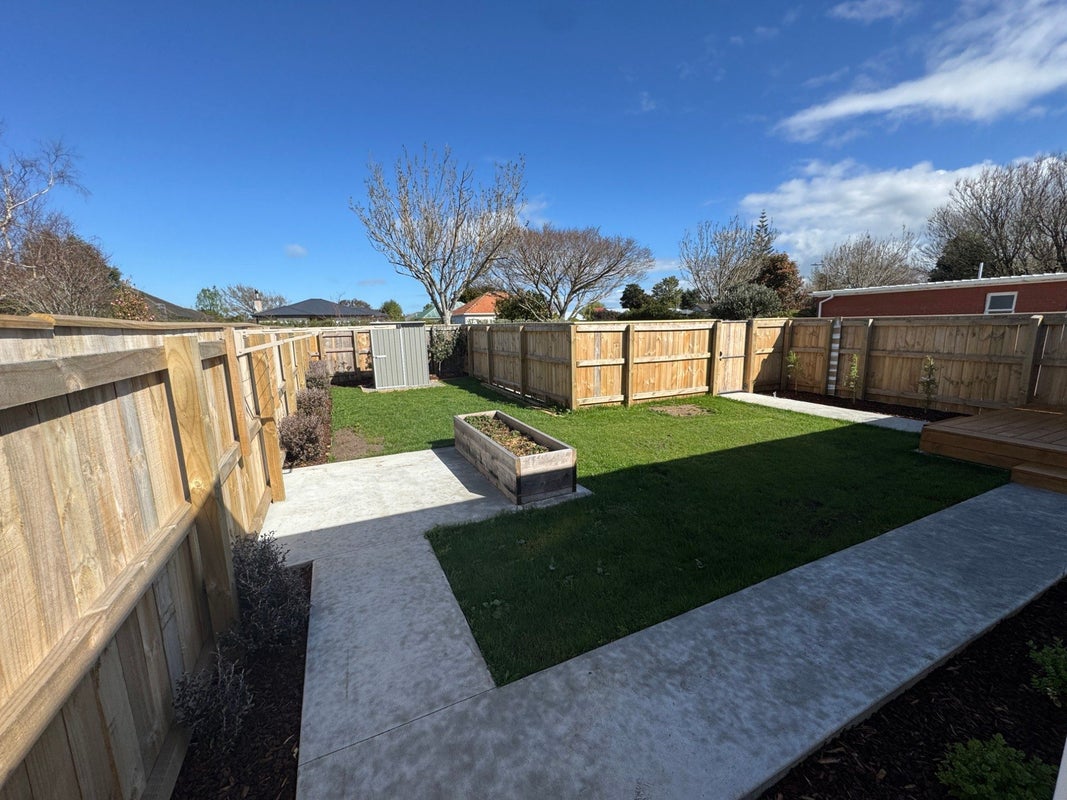 15 Ihle Street, Terrace End, Palmerston North - Carousel 2