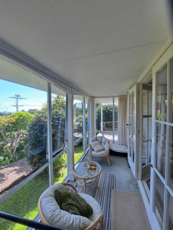78 Mangorei Road, Strandon, New Plymouth - Carousel 19