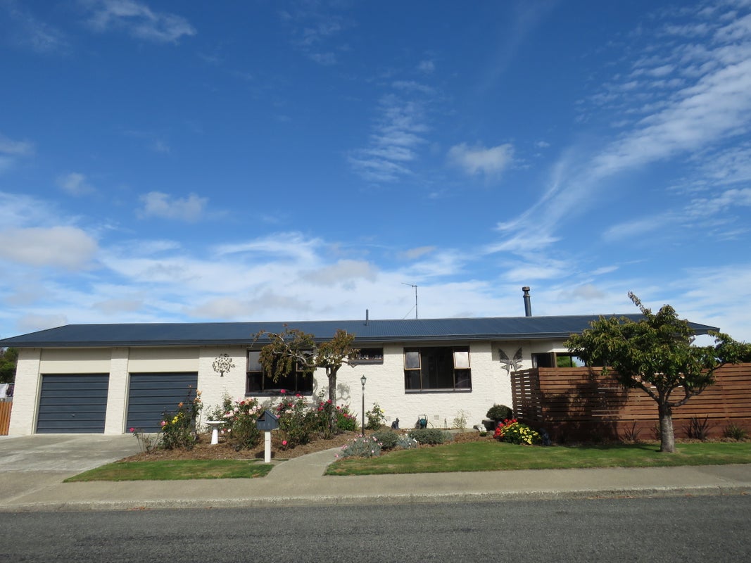 153 Cunningham Crescent, Grasmere, Invercargill - Carousel 1