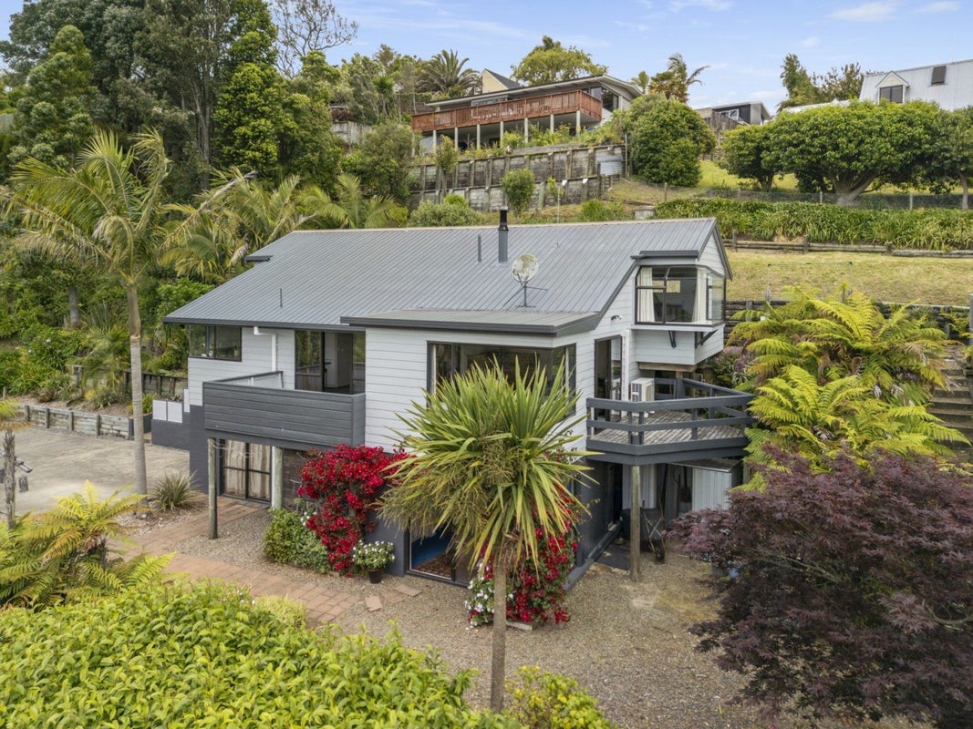 37 Dingadee Street, Welcome Bay, Tauranga - Carousel 2