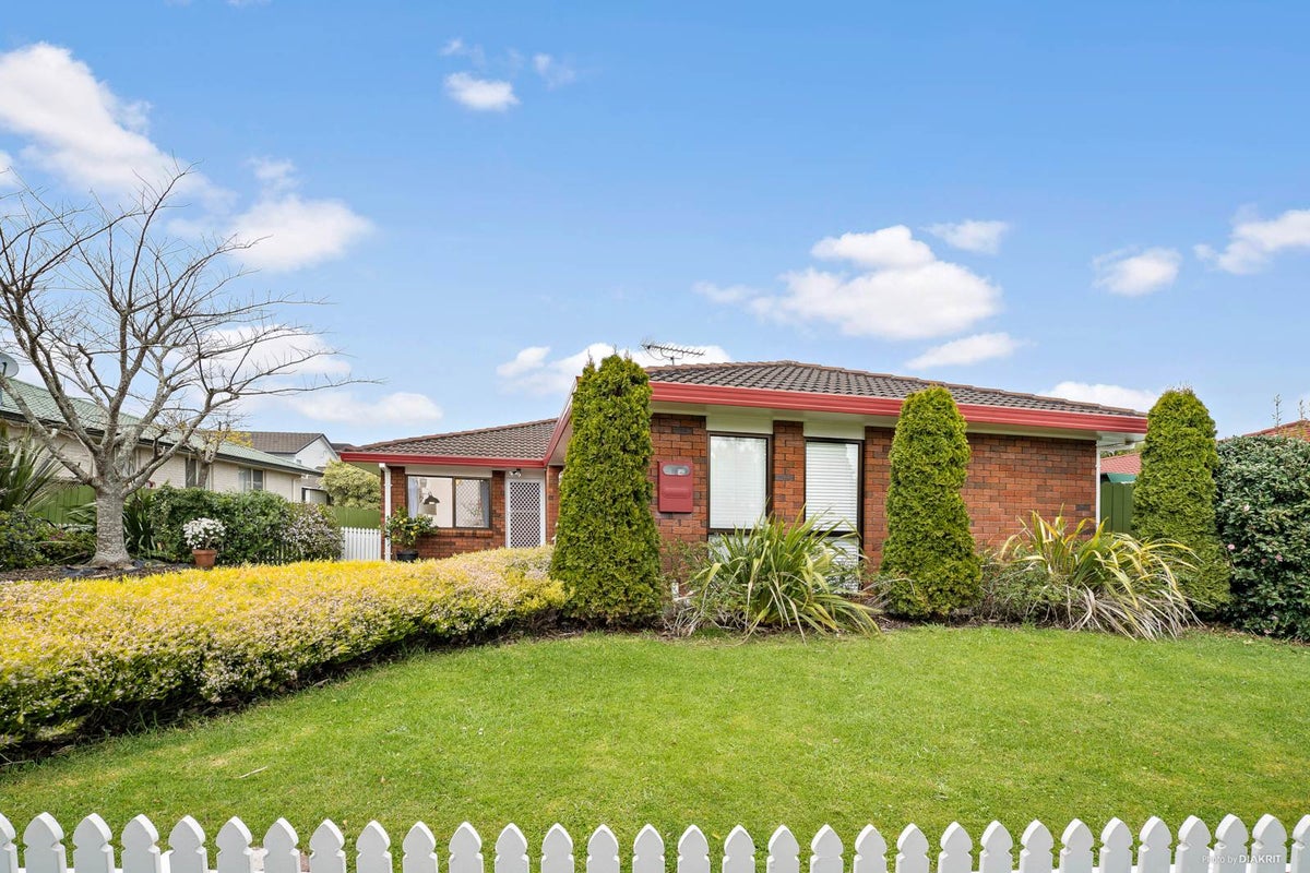 24 Ben Nevis Place, Northpark, Auckland - Carousel 2