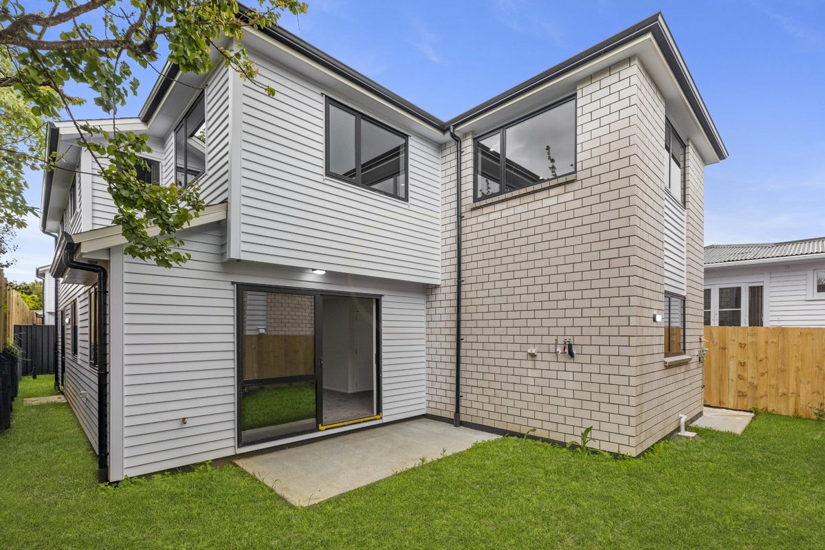 33D Dreadon Road, Manurewa, Auckland - Carousel 1