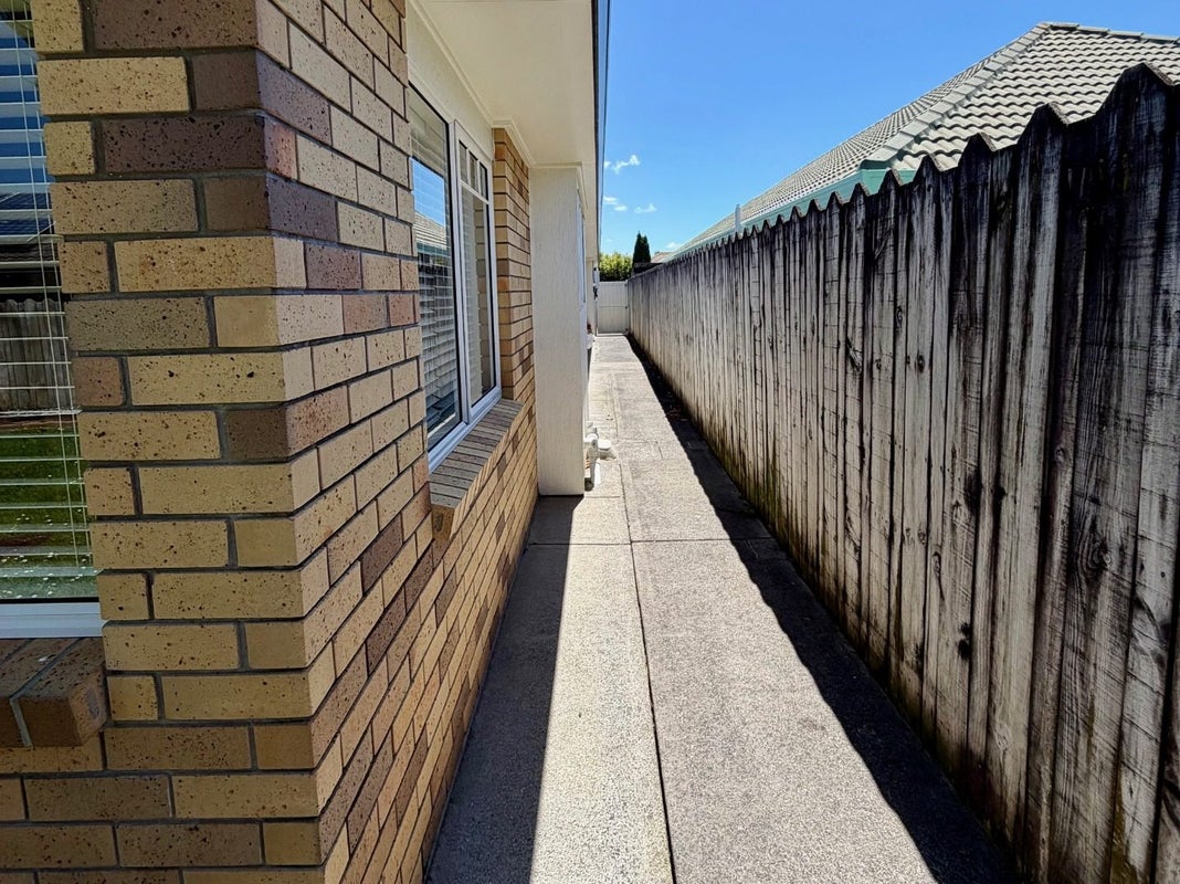150 Millhouse Drive, Northpark, Auckland - Carousel 13