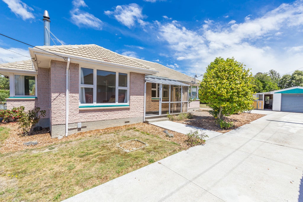 11 Ormandy Place, Bromley, Christchurch - Carousel 1