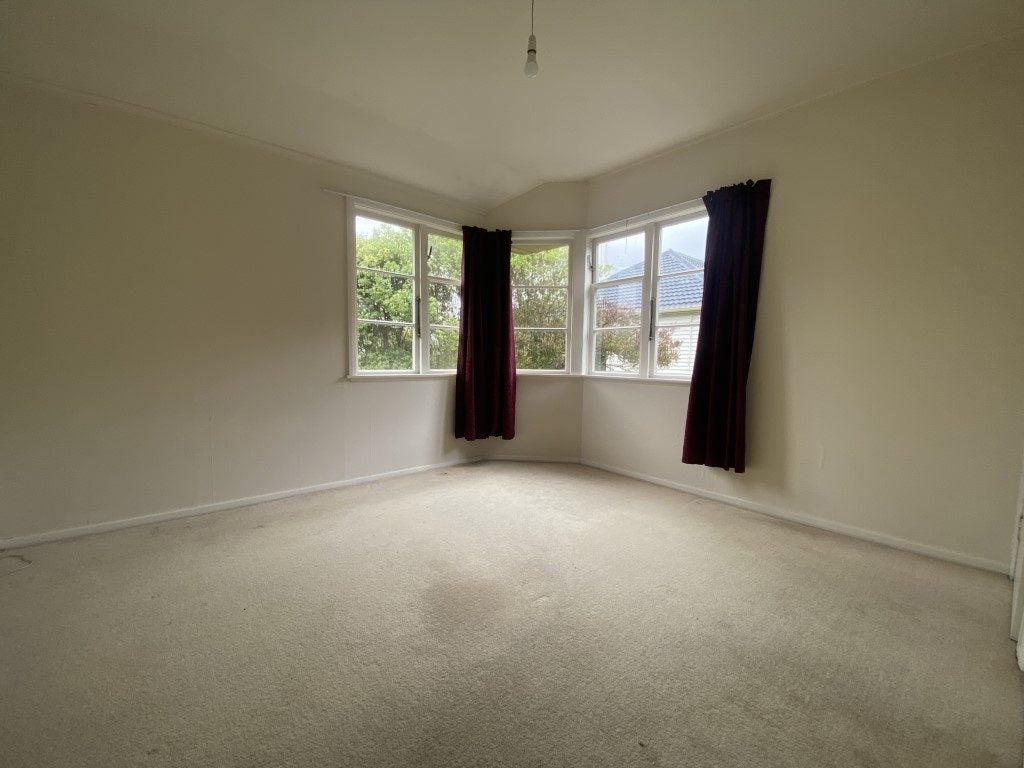 21 Warwick Street, Wilton, Wellington - Carousel 2