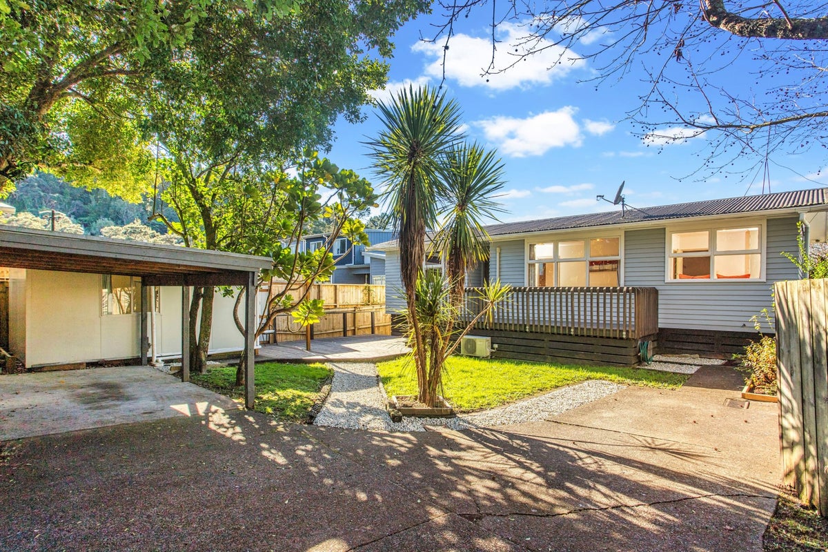 3/615 Swanson Road, Swanson, Auckland - Carousel 1