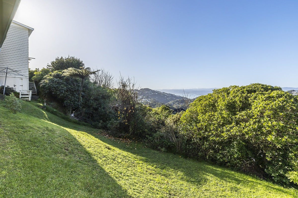 9 Oldham Way, Crofton Downs, Wellington - Carousel 11